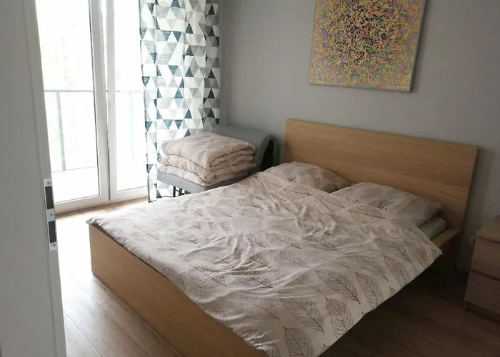 Manufaktura Ii & Centre Free Parking